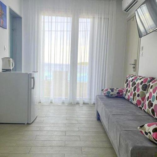 Angelina Hotel Ormos Panagias Esterno foto